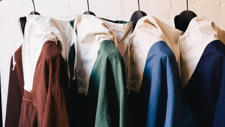 The "Big Secret" of Secondhand Resale: It May Depend on Physical Stores
