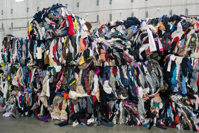 A Simple Solution to the Fashion Sustainability Dilemma: Produce Less
